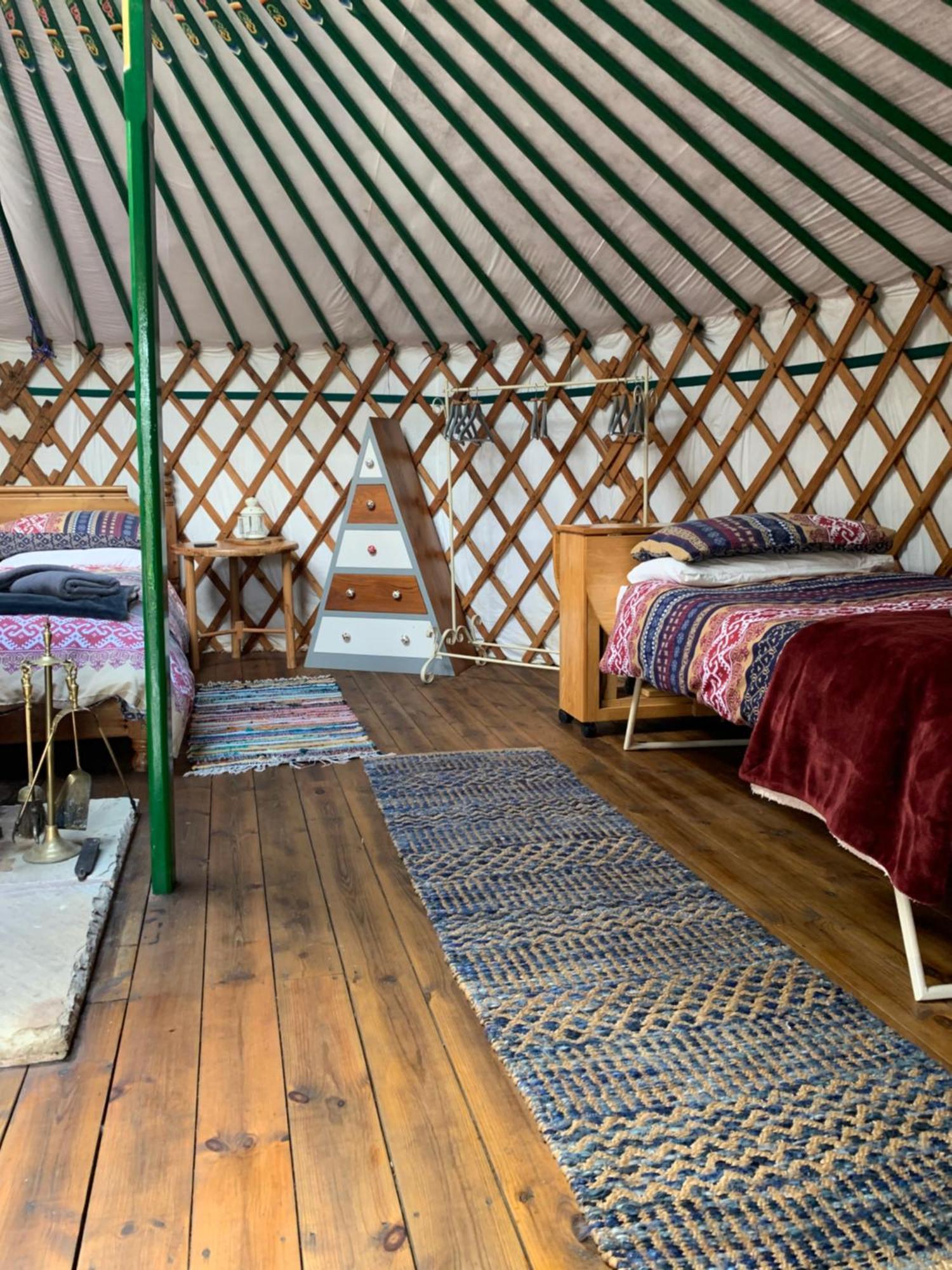 Crazy Pheasant Villa Молд Екстериор снимка